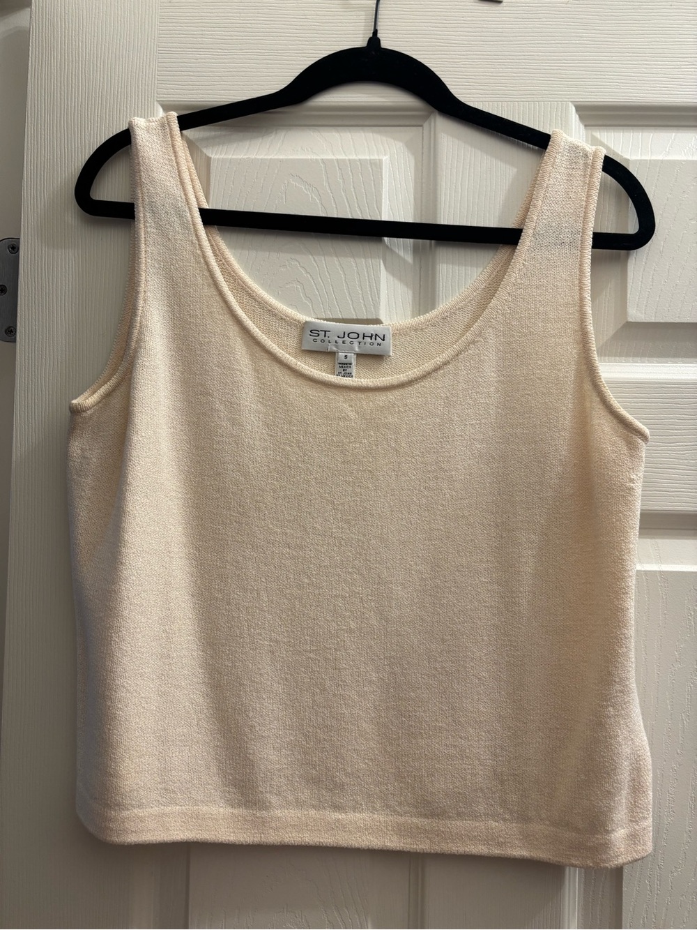 St. John Collection Soft Cream Knit Scoop Neck Tank - Picture 2 of 2